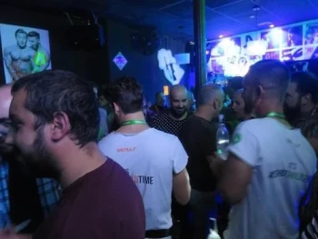 Zarpa gay bar in Madrid