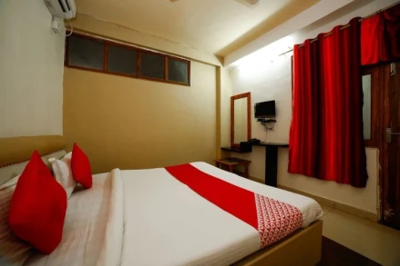 OYO 23556 Rama Utsav