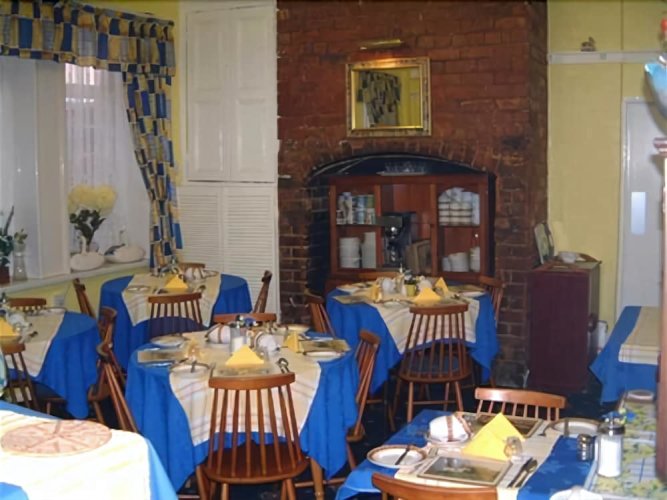 Hayward Hotel
