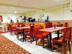Econo Lodge Inn & Suites Tilton
