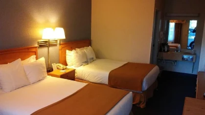 Rodeway Inn & Suites Mackinaw City - Bridgeview