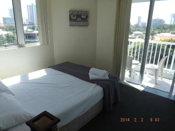 The Emerald Surfers Paradise Apartments