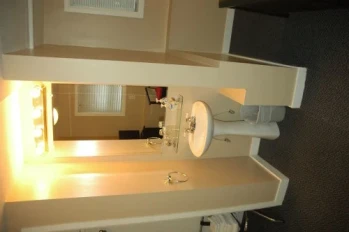 Cambie Lodge B&B