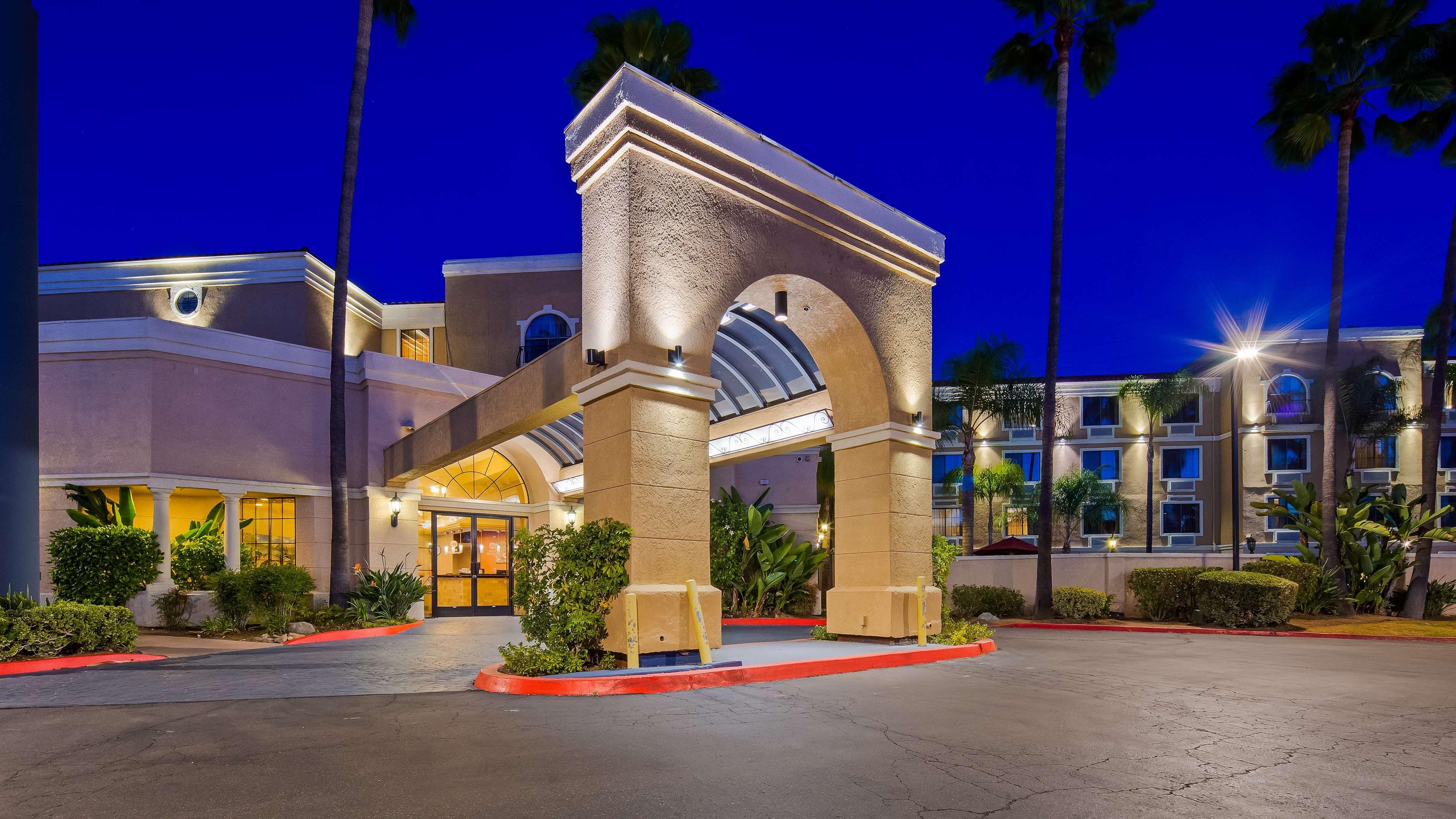 Best Western Escondido Hotel