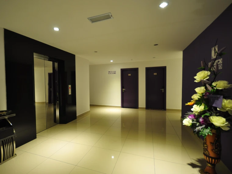 East Sun Hotel