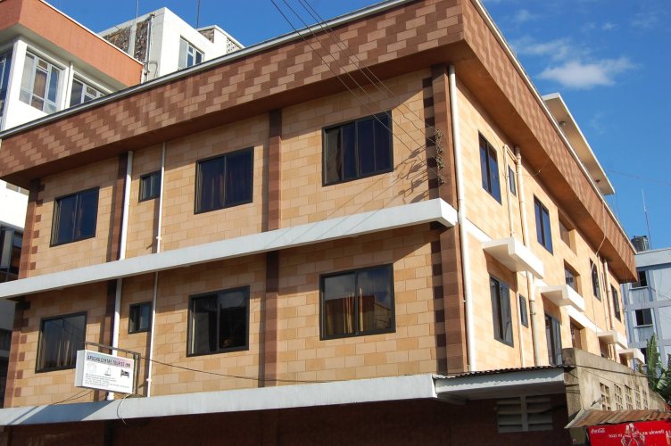 Arusha Center Inn