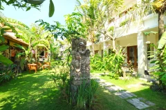 Diuma Residence Yoga Meditation Retreat