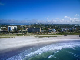 Holiday Inn Lido Beach