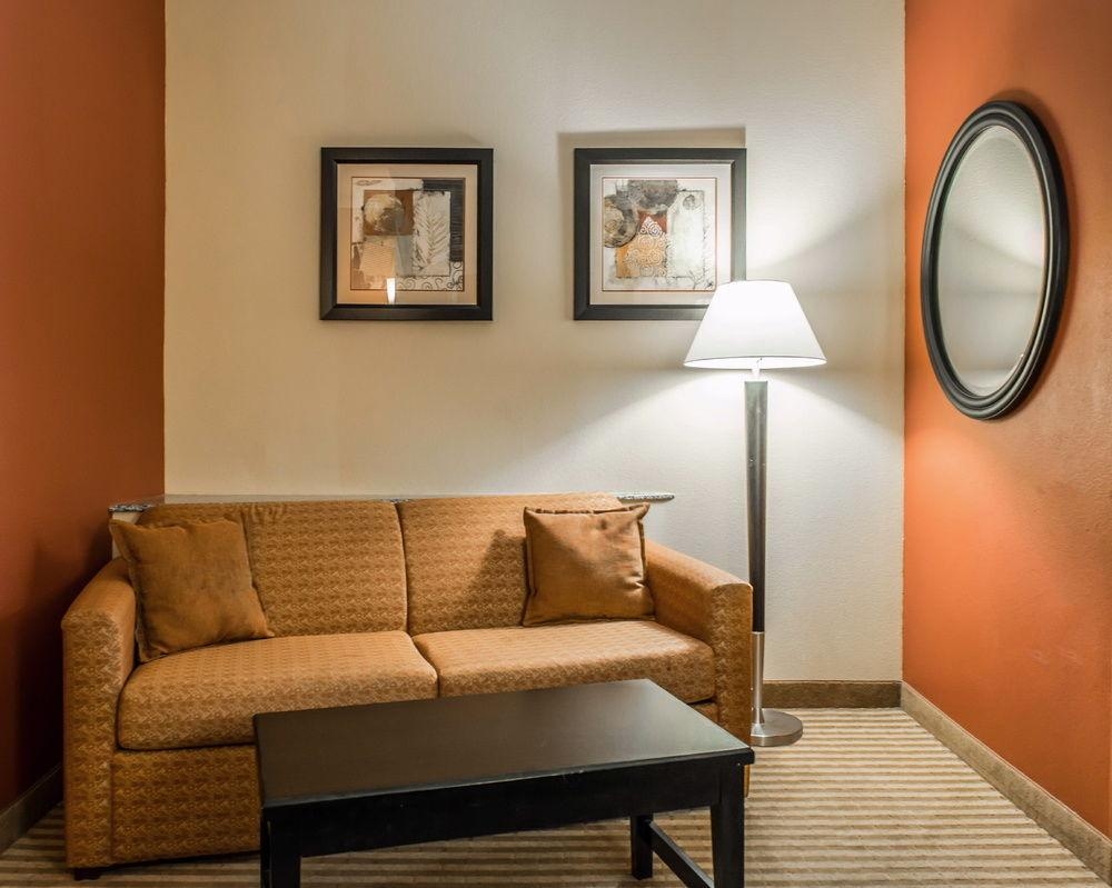 Comfort Suites Panama City near Tyndall AFB