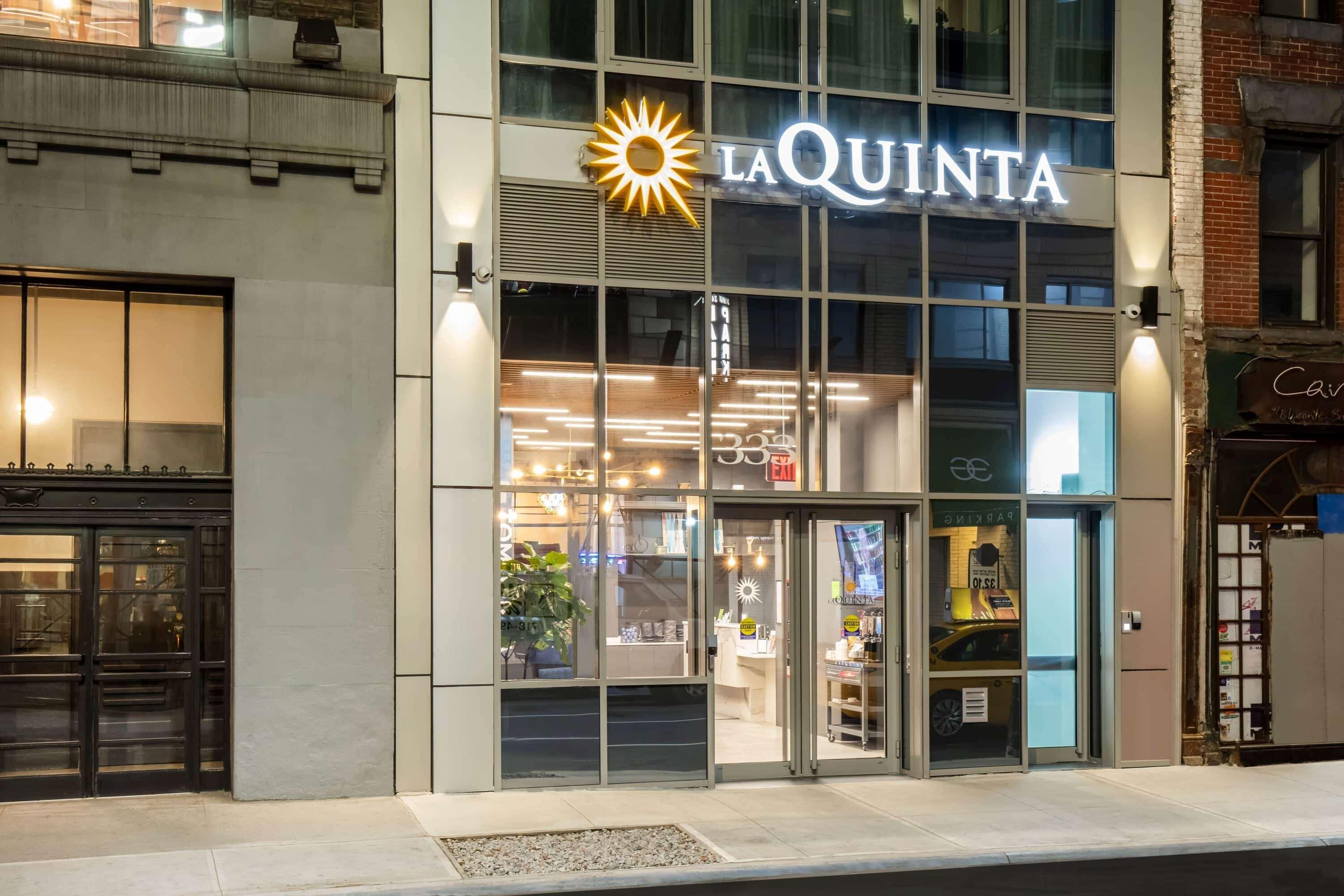 La Quinta Inn Suites By Wyndham Manhattan Midtown