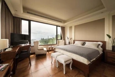 Lucent Resort