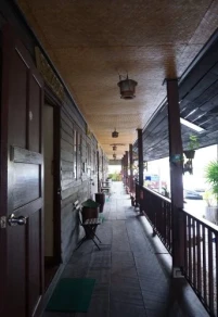 Inn Lhong Home