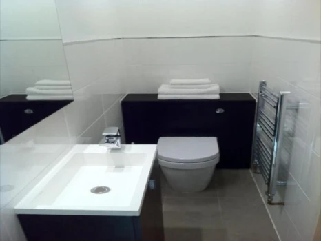Lyall Apartment Hotel