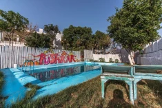 Backpacker Panda - Chand Palace