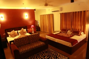 The Canes Boutique Hotel