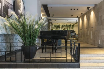 Koresh Hotel