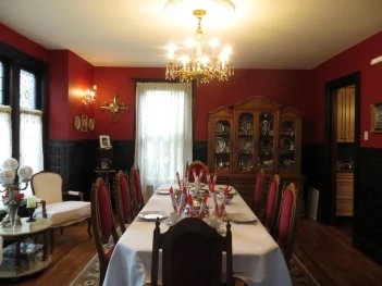 Redwood Bed and Breakfast