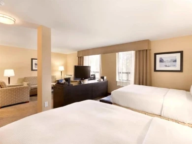 Travelodge Calgary MacLeod Trail