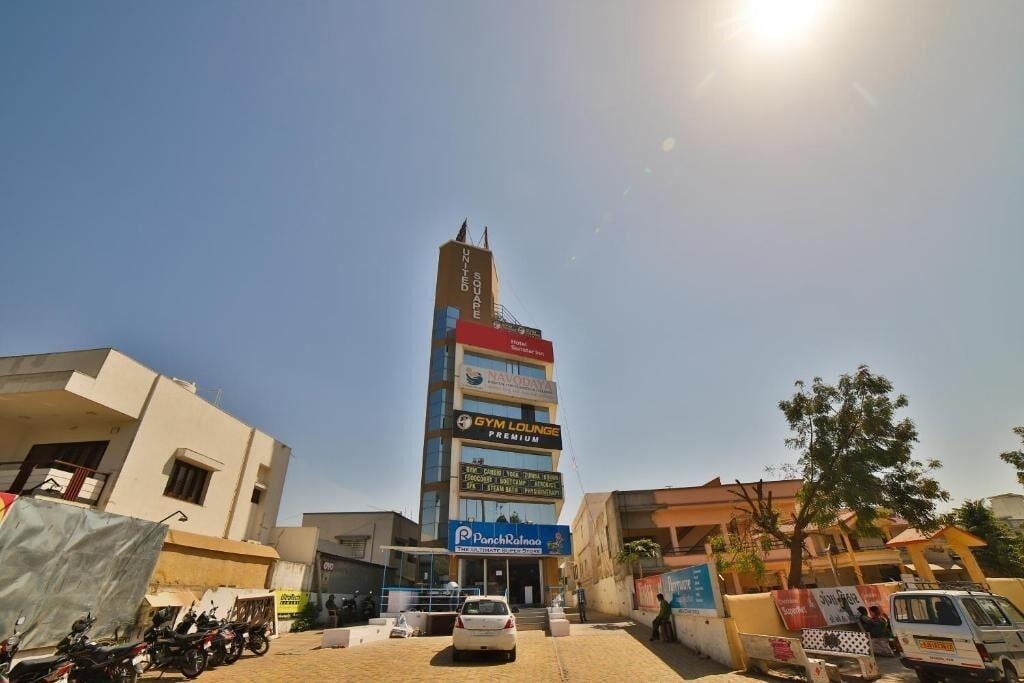 Hotel Sunstar Inn