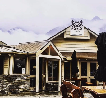 Bold Peak Lodge