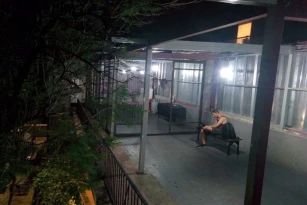 Bed For Wine Hostel