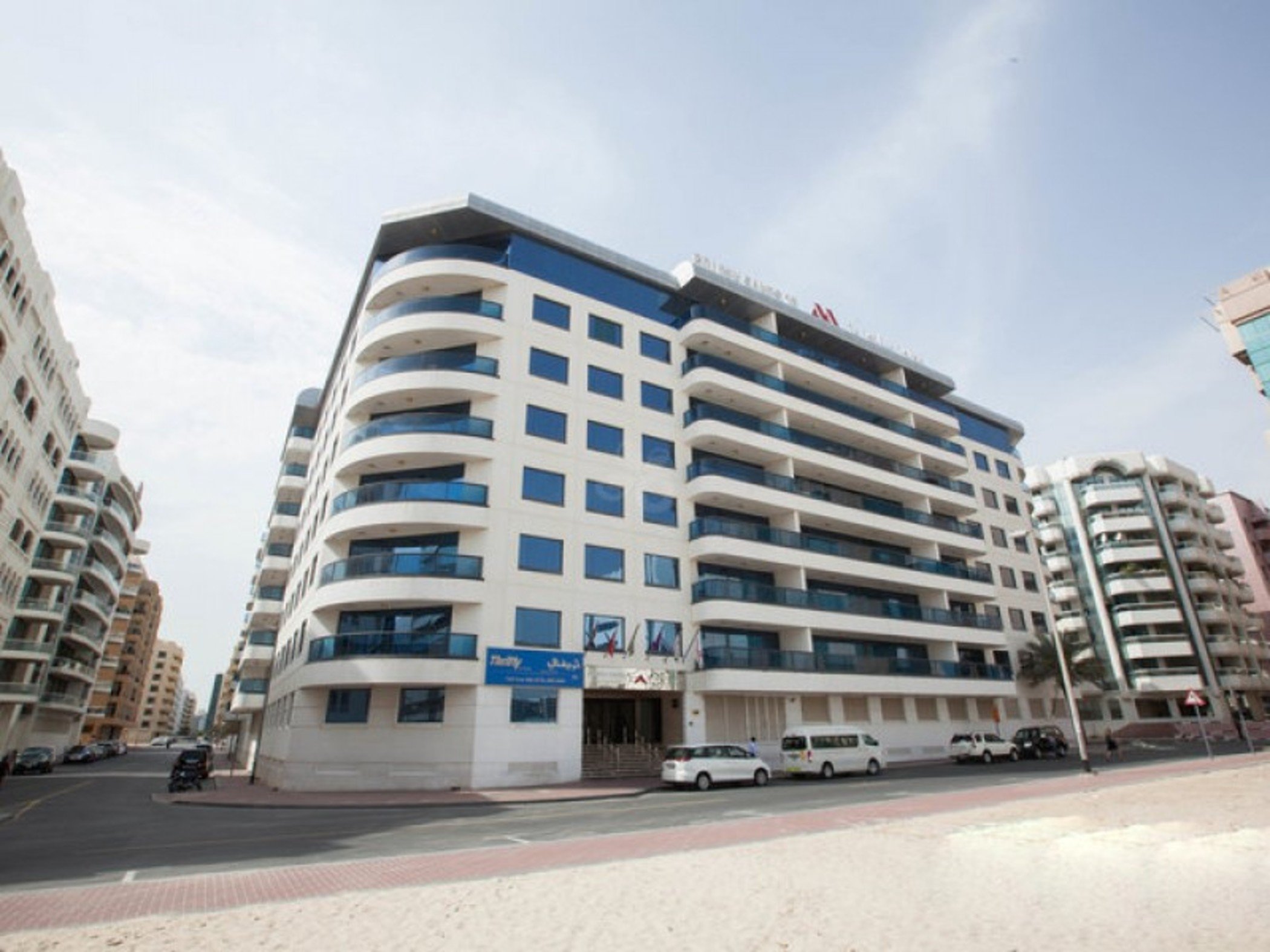 Golden Sands 10