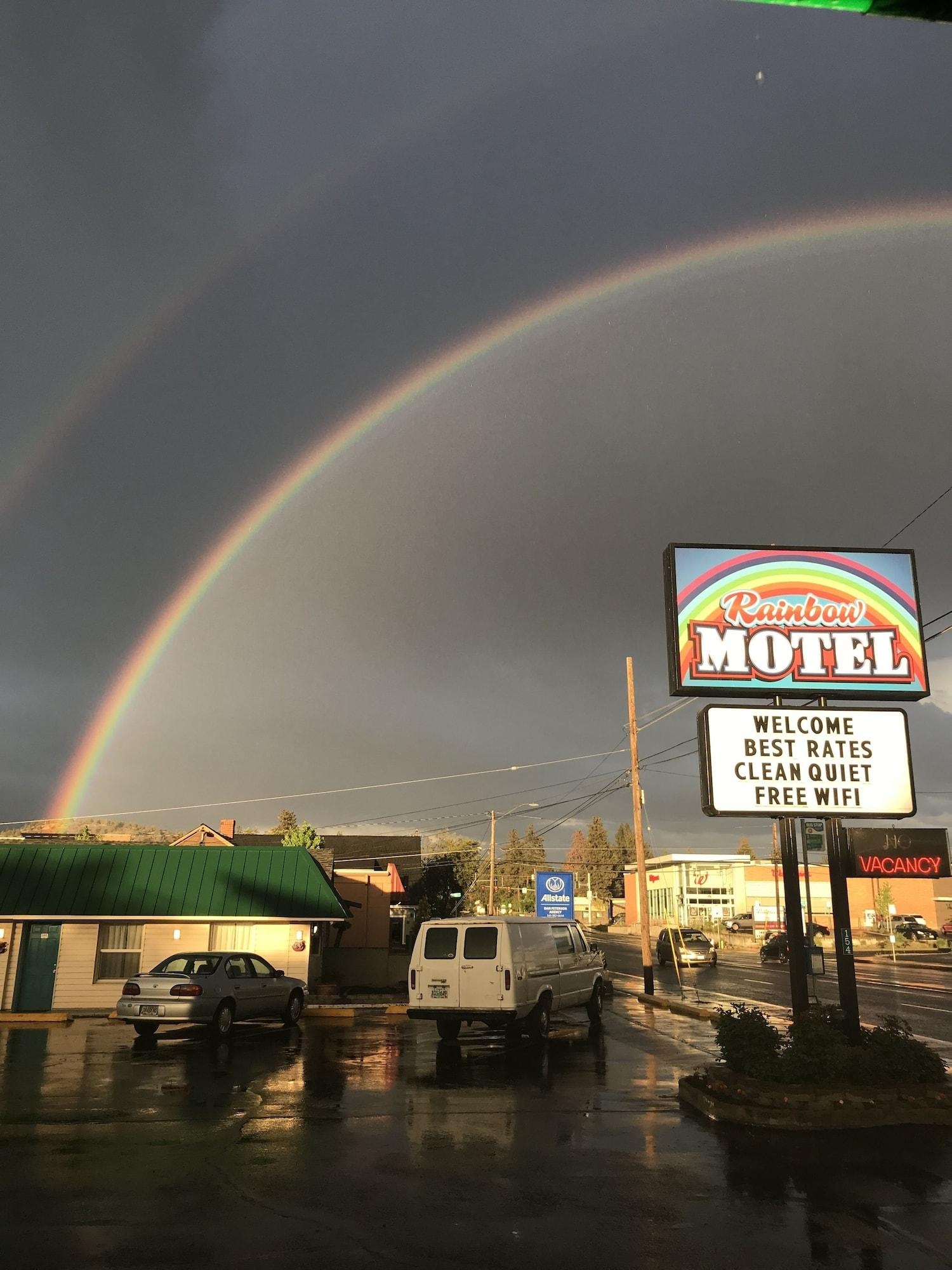 Rainbow Motel