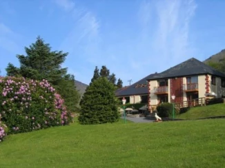 Kylemore Pass Hotel
