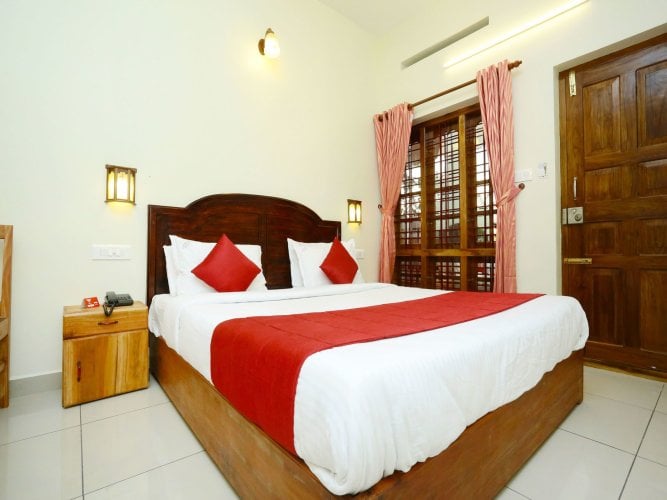 OYO 12937 Hotel Periyar Canopy
