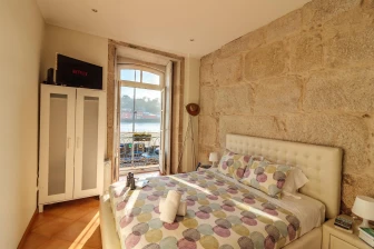 Happy Porto Hostel & Apartments