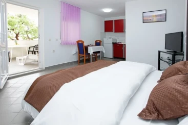 Rose Garden Apartments