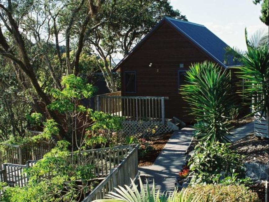 Bay Cabinz Motel