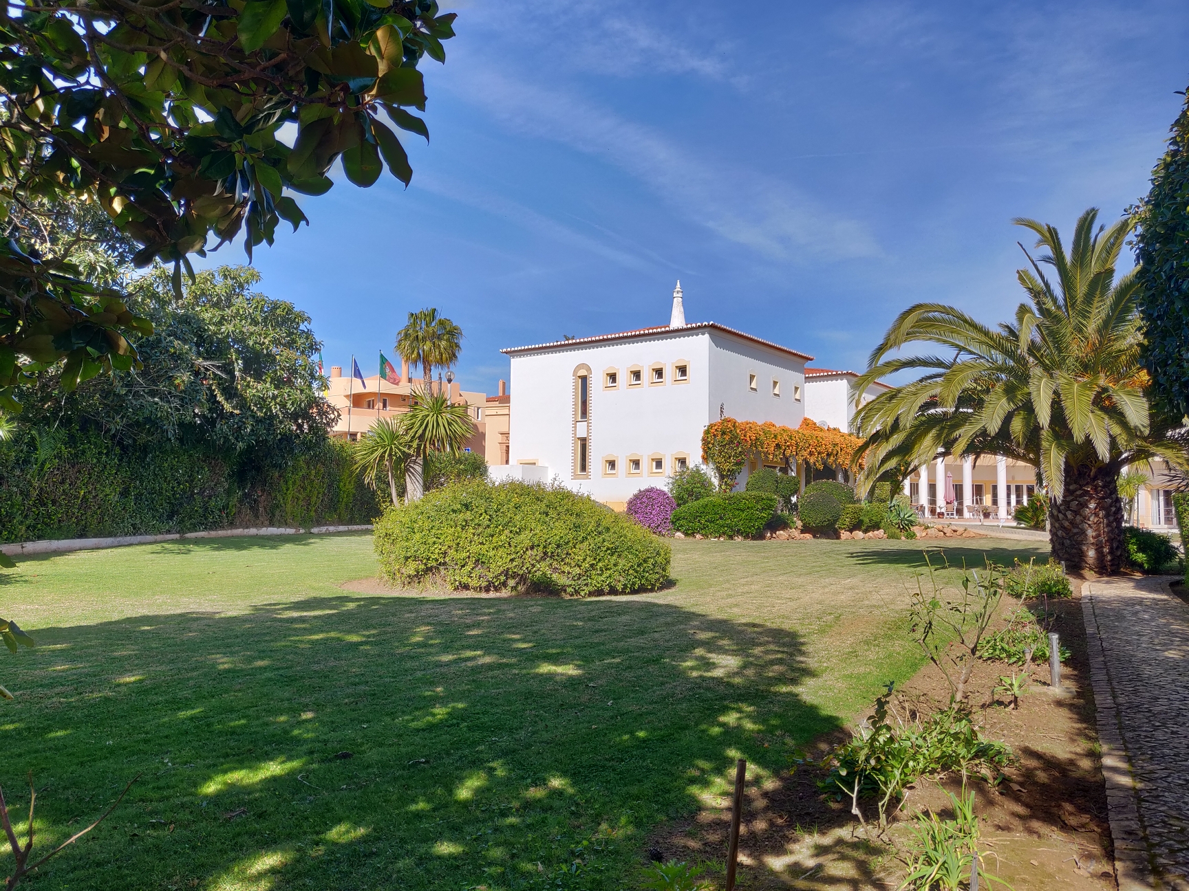 Cvl Club House