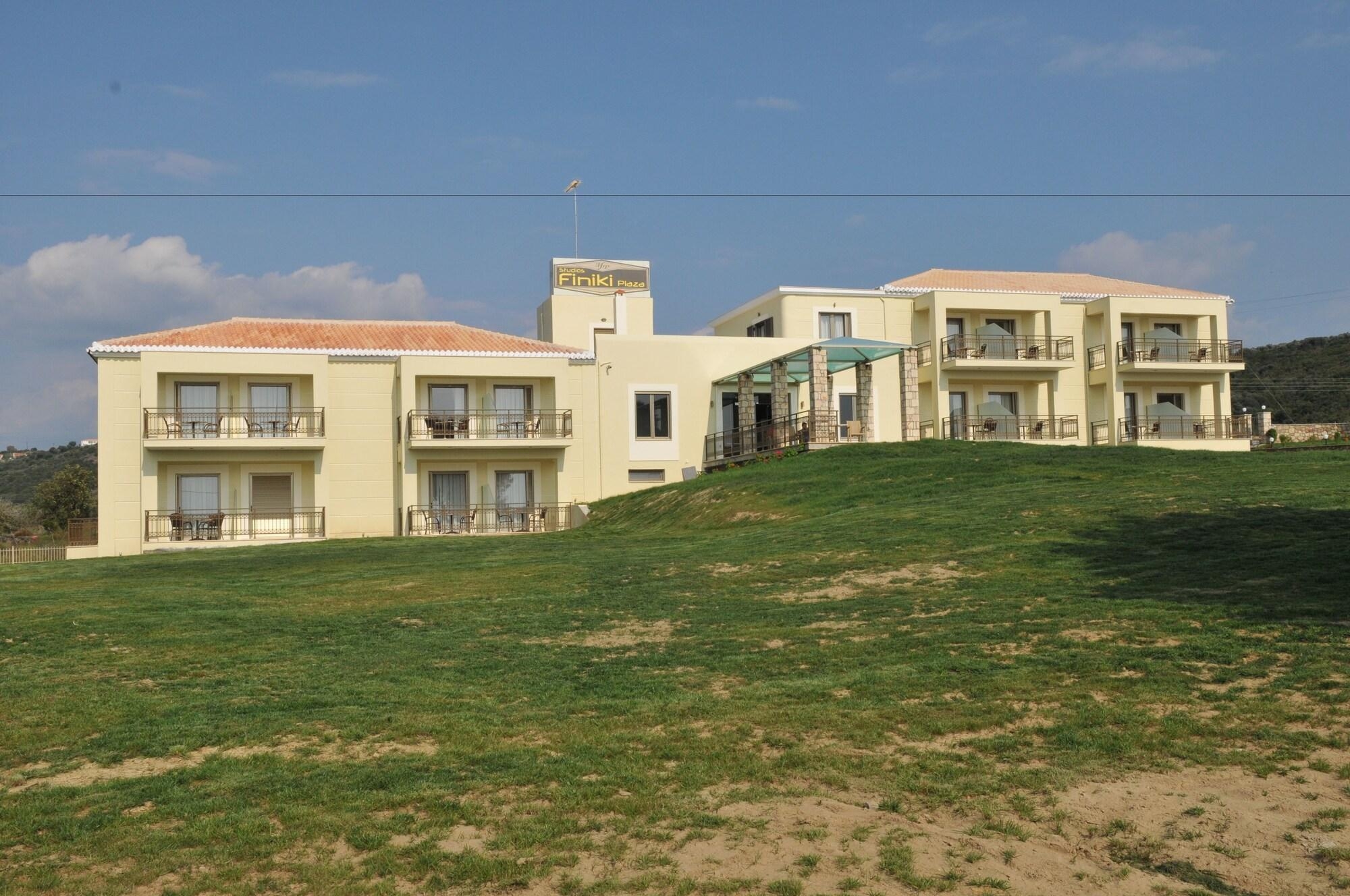 Finiki Plaza