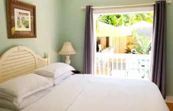 Equator Resort