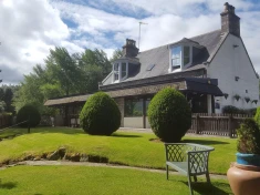 Moorfield House Hotel