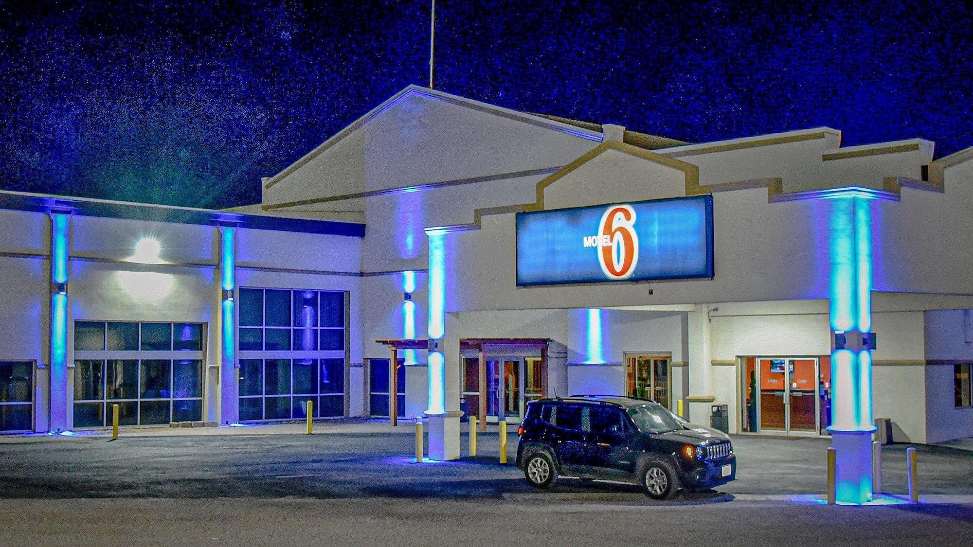 Motel 6 Snyder Tx