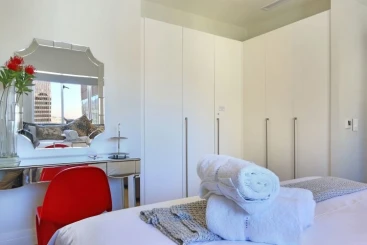 Triangle Luxury Suites by Totalstay