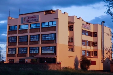 Hotel Enkeleshe