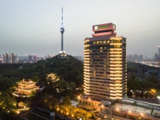 Holiday Inn Riverside Wuhan