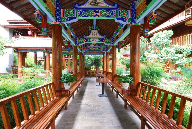 Lijiang Golden Path Hospitality