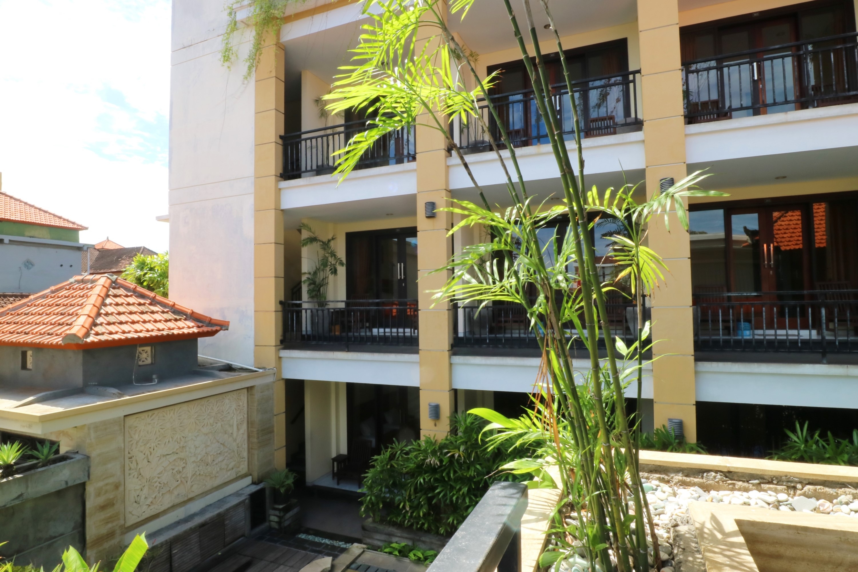Kondra Premiere Guest House
