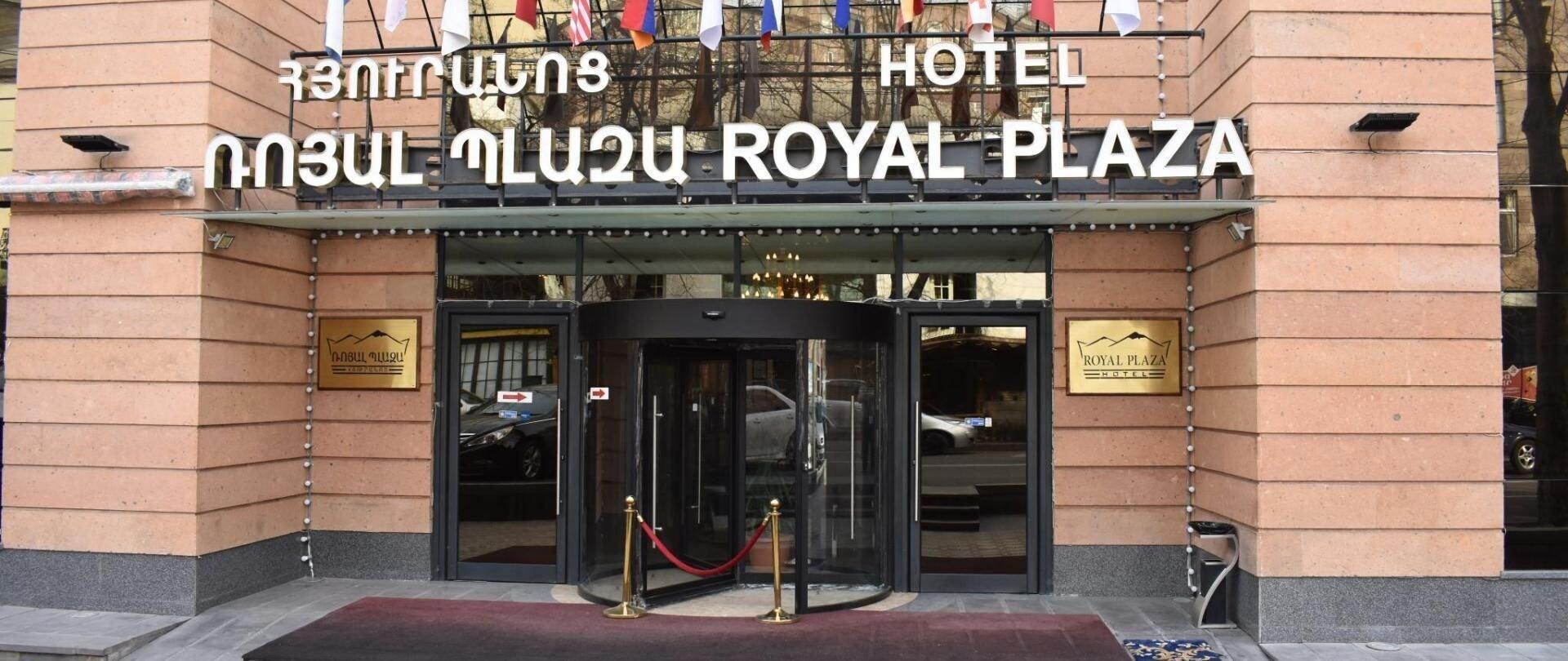Royal Plaza