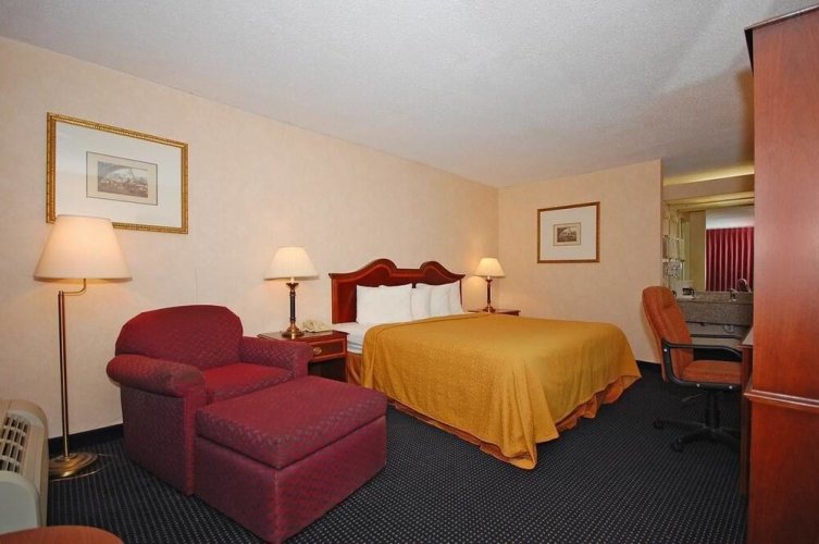 Camden West Inn & Suites