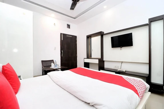Oyo 3145 Hotel Sunder