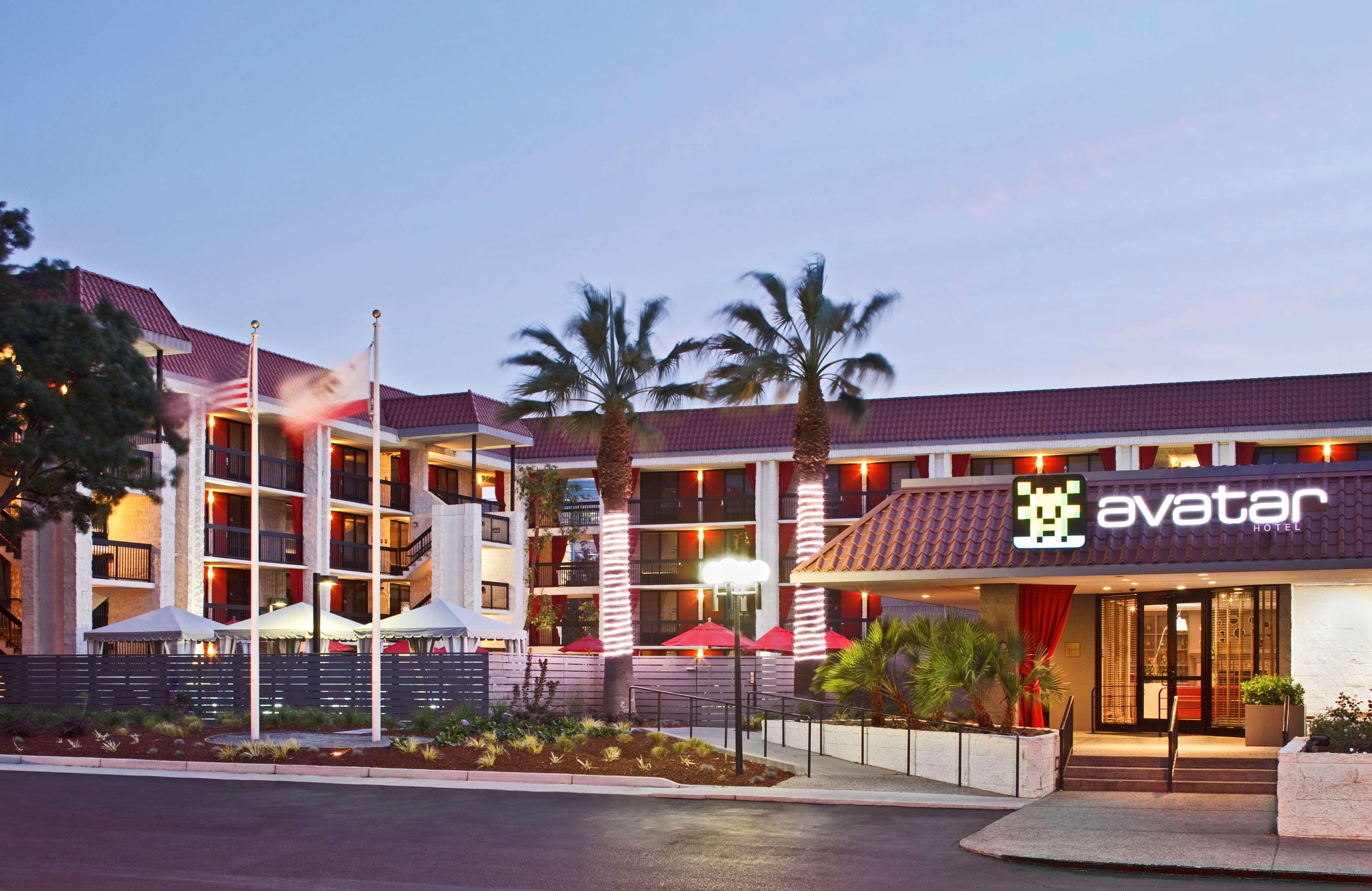Avatar Hotel Santa Clara Tapestry Collection
