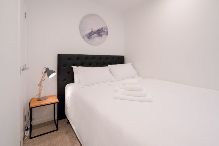 Everest Serviced Apartments on Albert