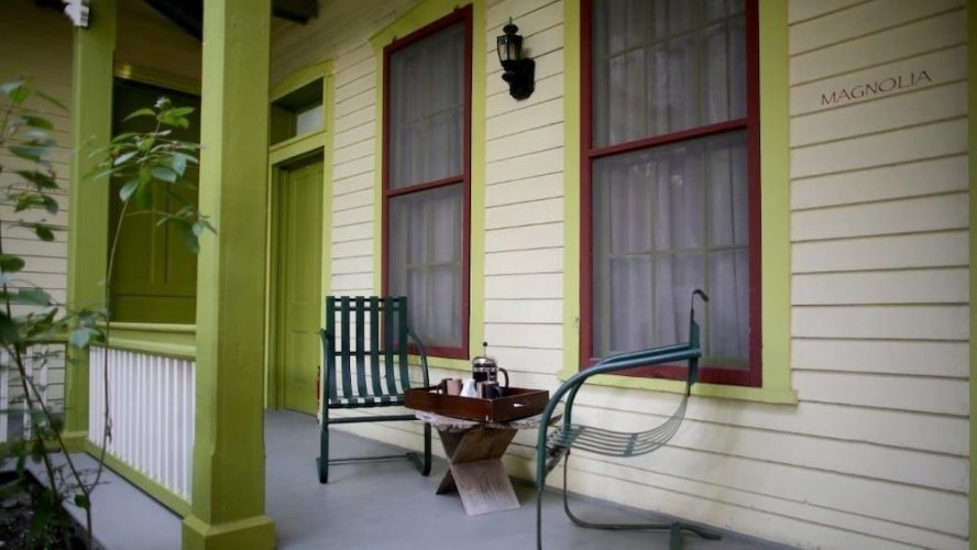 A Yellow Rose B&B