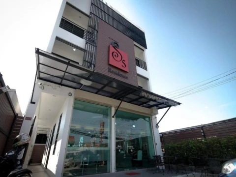 S5 Residence And Cafe