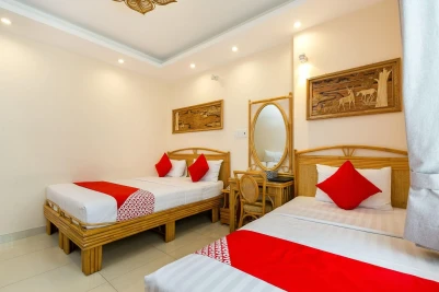 Calmette Hotel